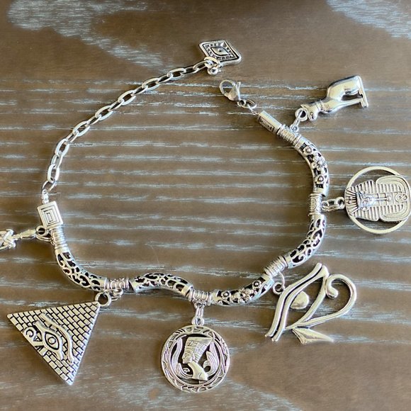 Pharaonic Charm Bracelet - Picture 1 of 4